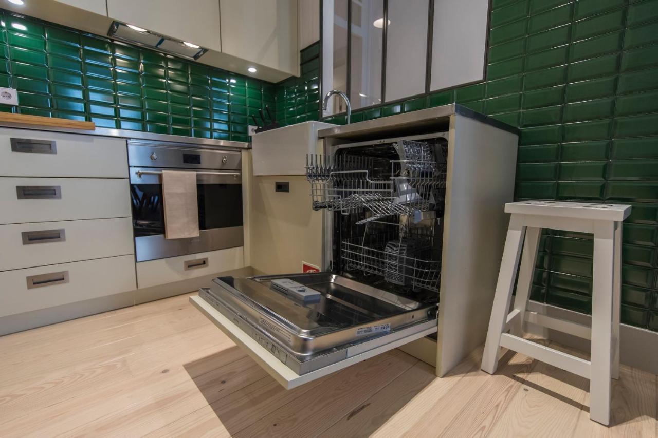 Lovelystay - Charming 3 Bedroom Wonder Downtown Lisboa Eksteriør bilde